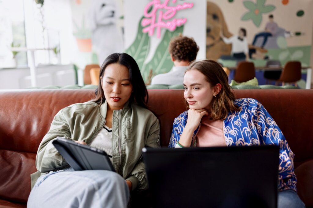 Unlocking growth: How e-invoicing and AI help small businesses work smarter, not harder 